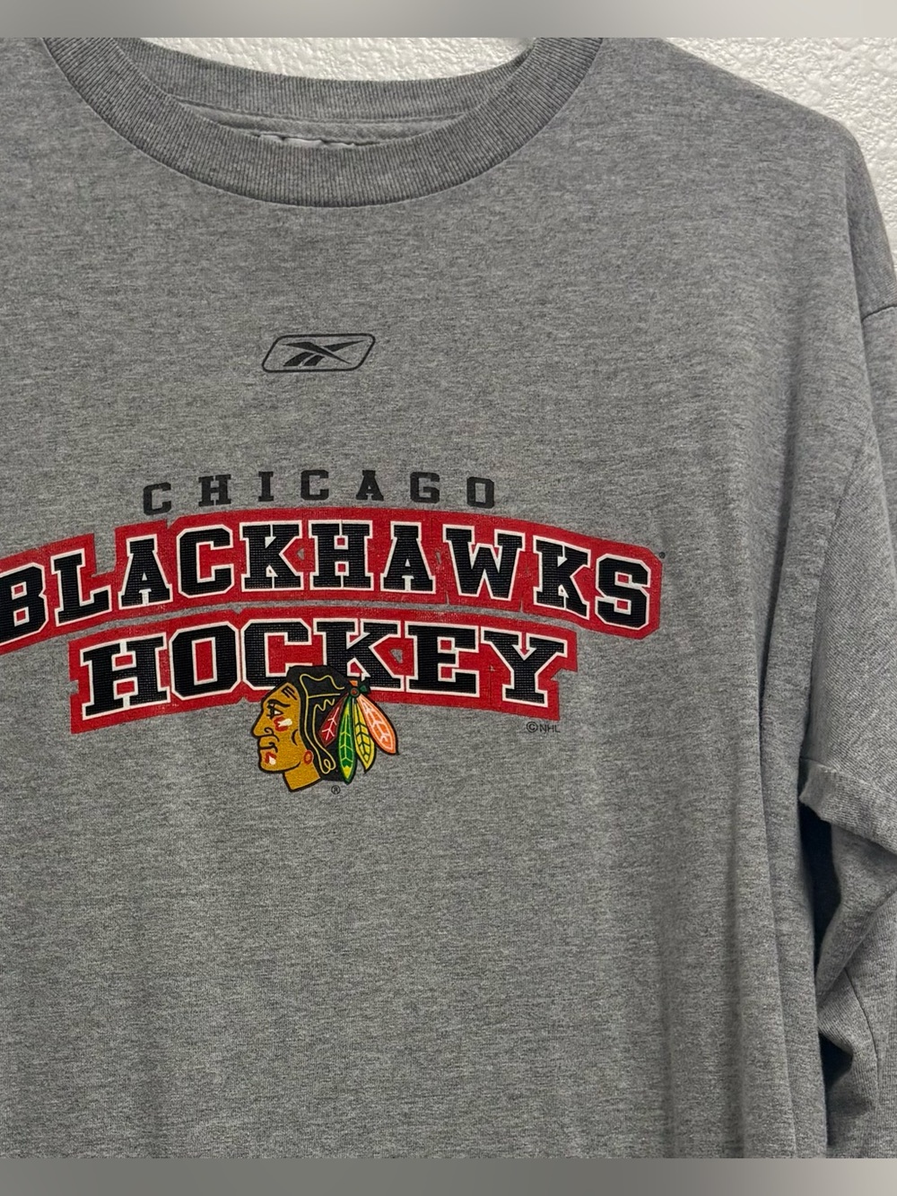 Chicago Blackhawks NHL Hockey Long Sleeve Shirt Gray Men’s Med
